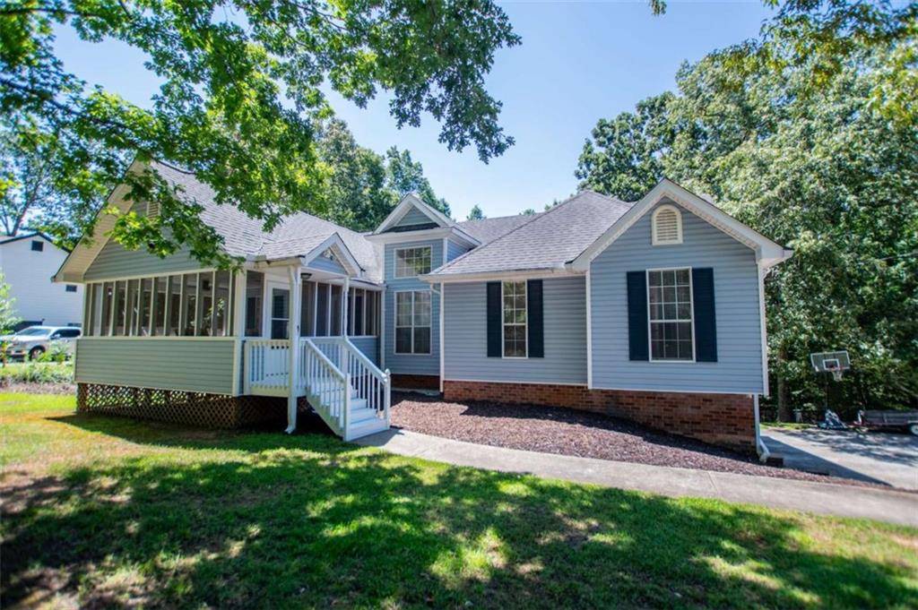 4233 Sturbridge DR, Douglasville, GA 30135