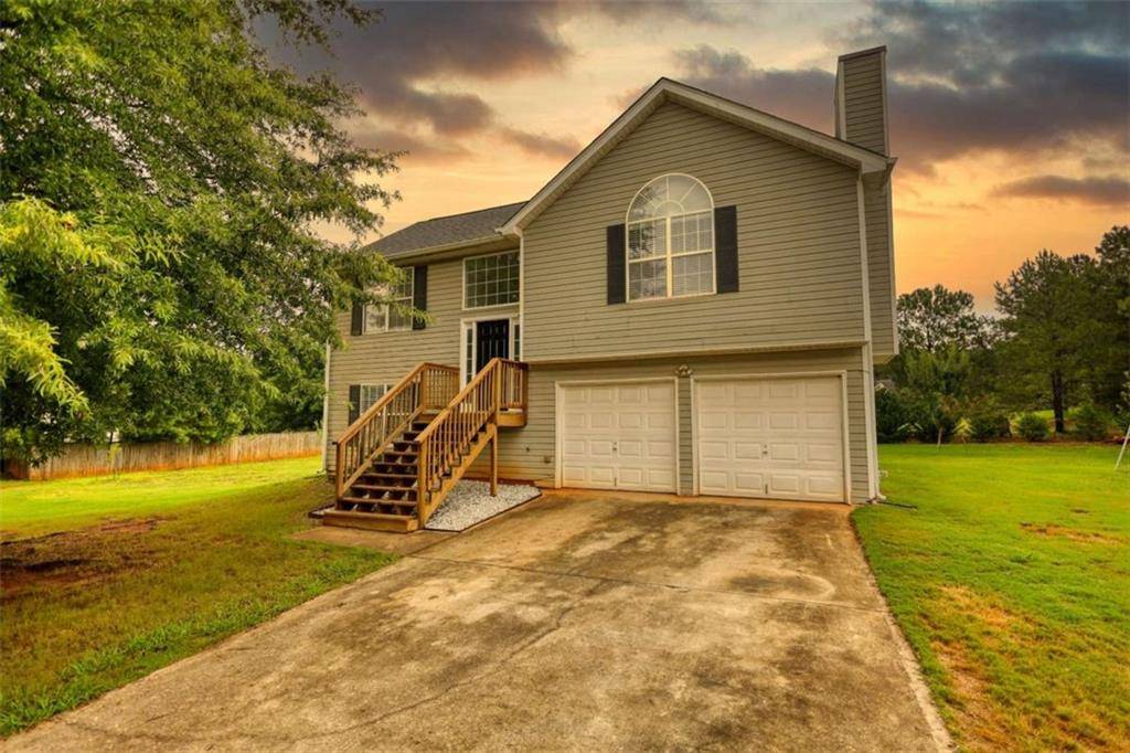 539 Meadows LN, Social Circle, GA 30025