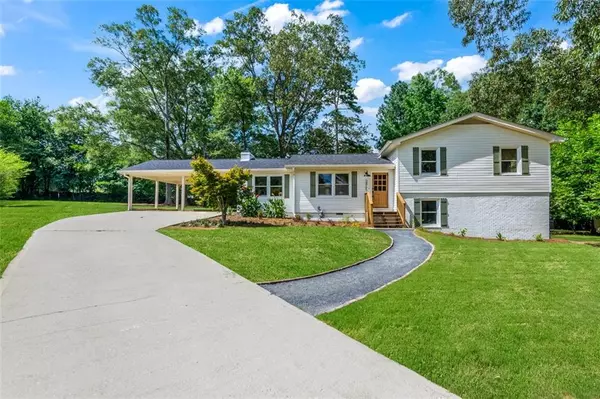 2865 Barrett CT, Powder Springs, GA 30127