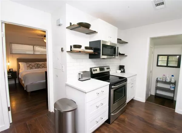 Atlanta, GA 30344,1416 VESTA AVE