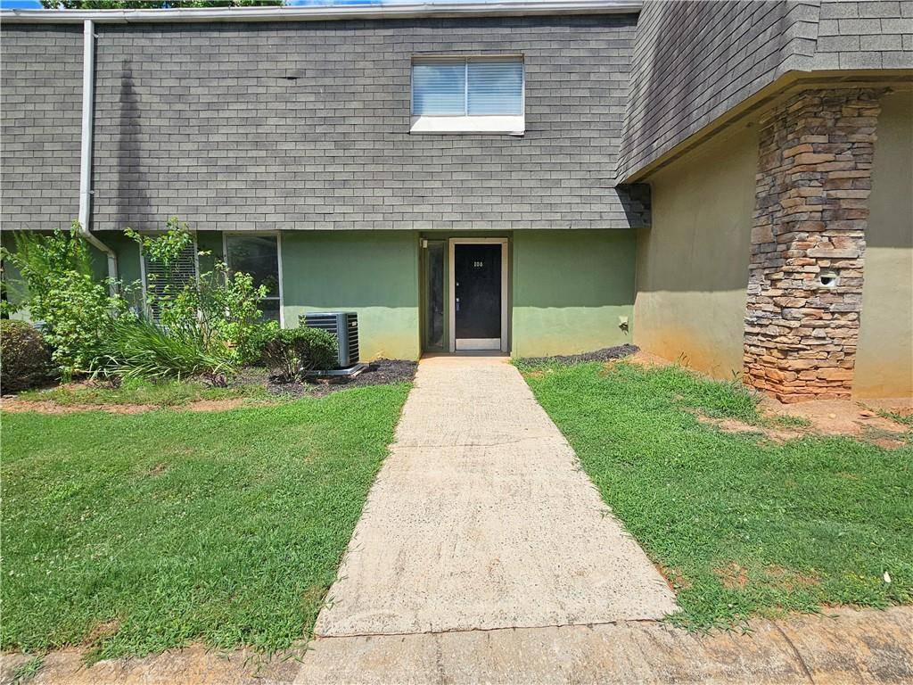 108 Scandia CIR, Athens, GA 30605
