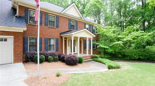 1855 Vintage DR, Snellville, GA 30078