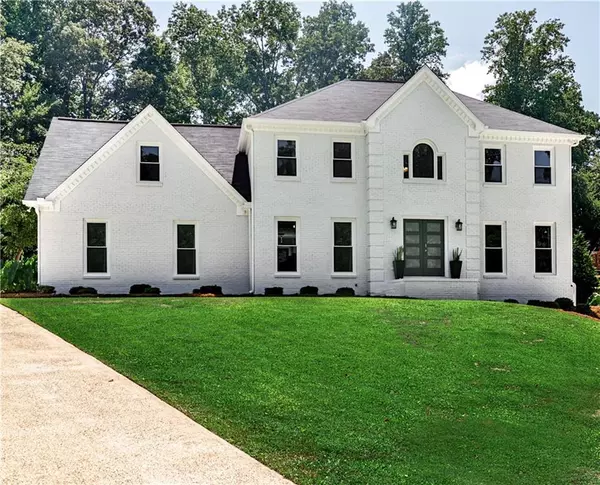 1411 Silver Fox RUN, Woodstock, GA 30188