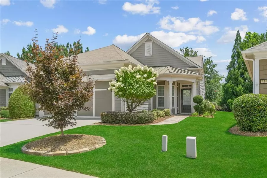 6241 Greenstone CIR, Hoschton, GA 30548