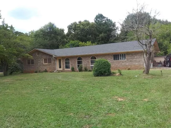 6505 Cherie LN SW, South Fulton, GA 30349