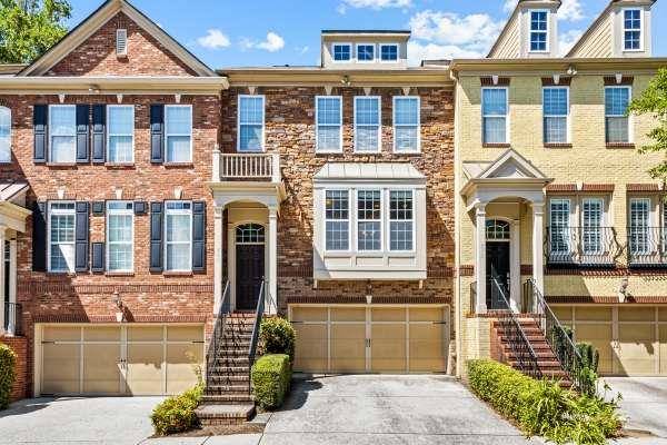 890 West RD, Atlanta, GA 30324