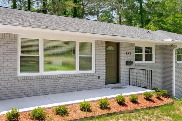 Atlanta, GA 30311,681 Fielding LN SW