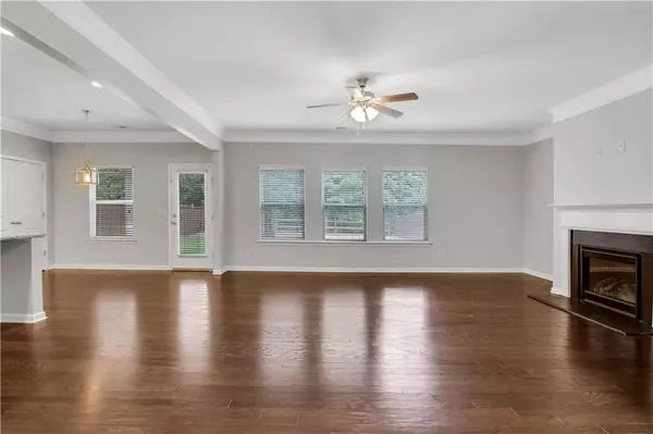 Woodstock, GA 30188,651 Georgia WAY