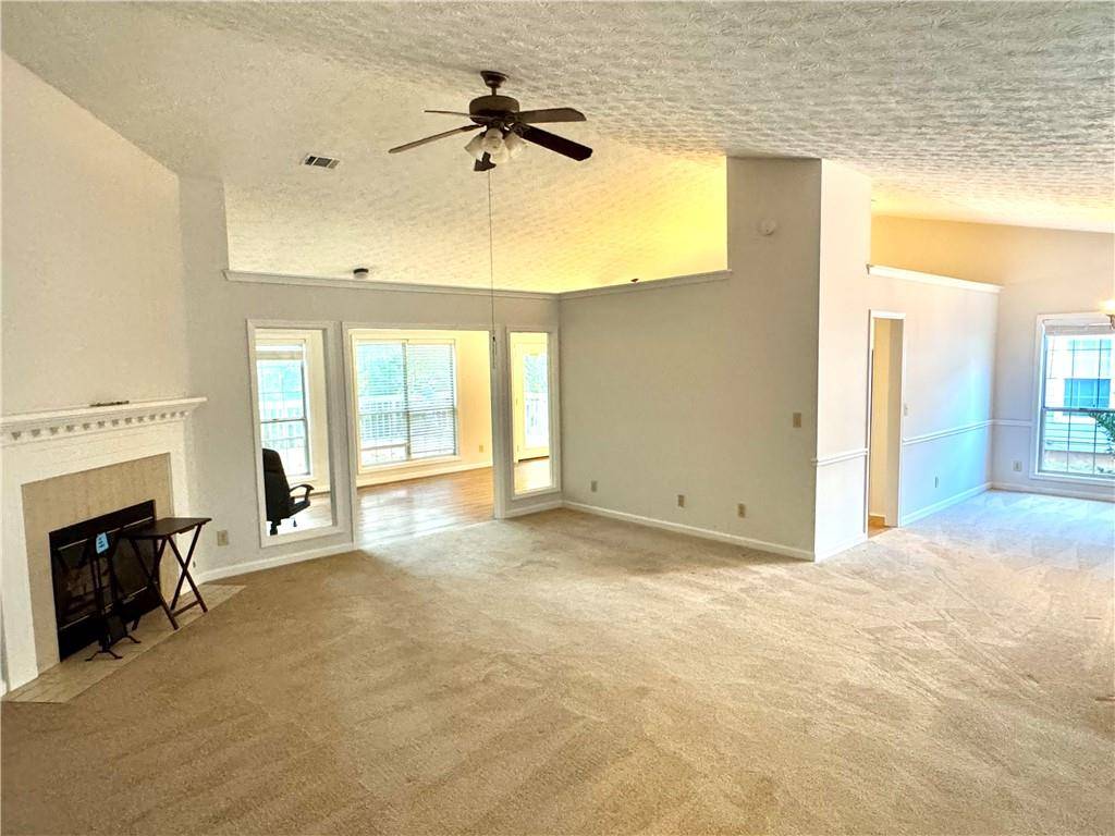 Lawrenceville, GA 30043,670 Paris DR