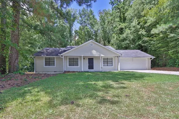 4610 Aberdeen LN, Stone Mountain, GA 30083