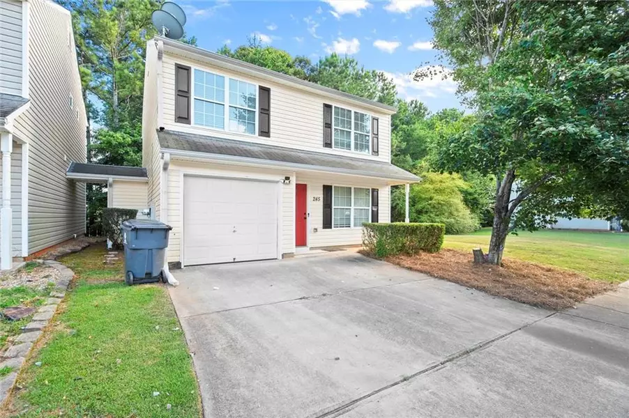 245 Lossie LN, Mcdonough, GA 30253