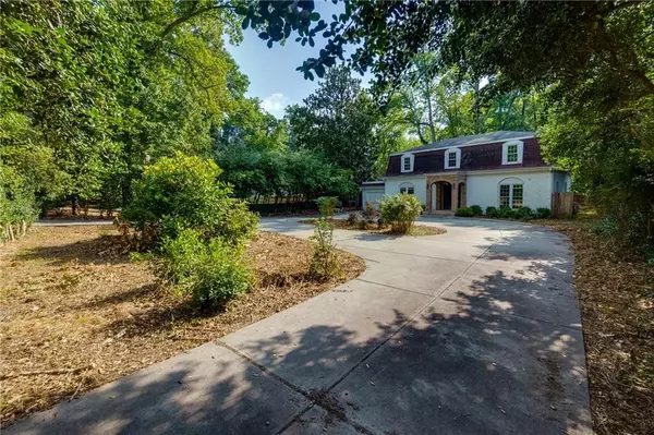 Atlanta, GA 30305,2525 NORTHSIDE DR NW