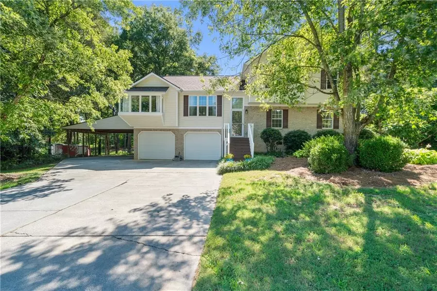 193 Farmington DR SE, Calhoun, GA 30701