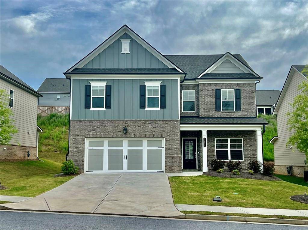 1612 Dover Creek LN, Lawrenceville, GA 30045