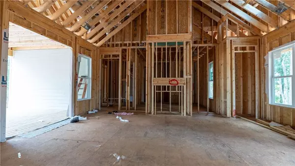 Carrollton, GA 30116,628 Sandhill Hickory Level RD