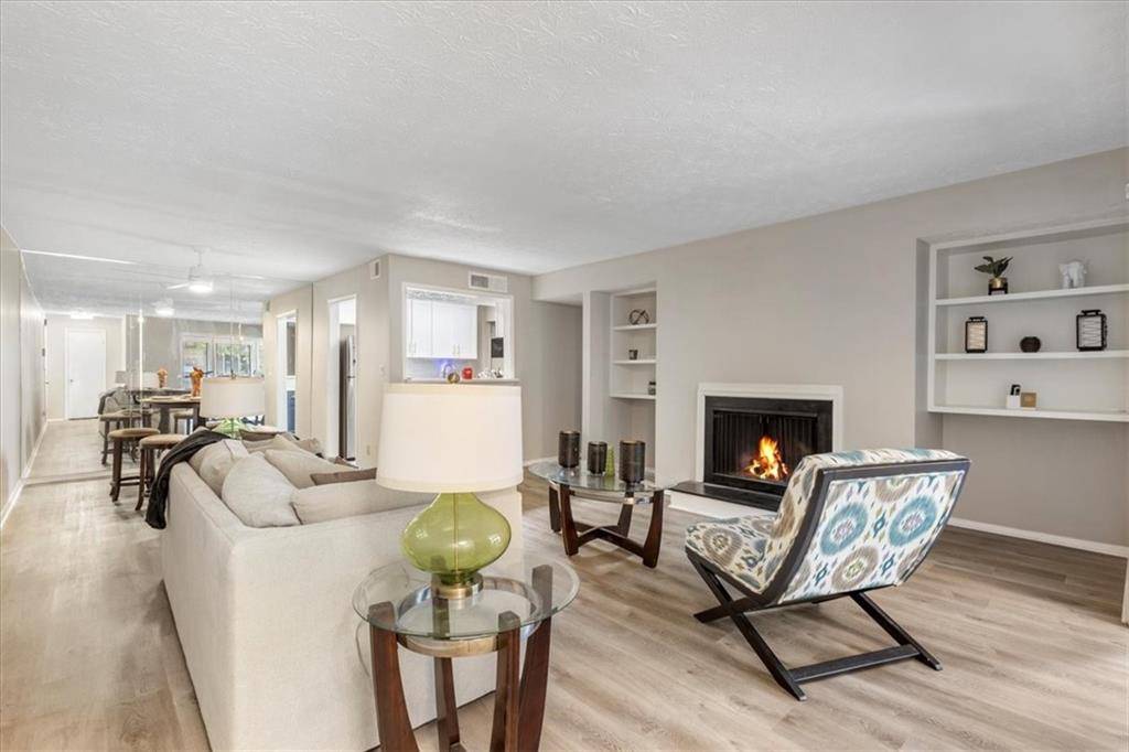 Marietta, GA 30067,214 Smokerise CIR SE
