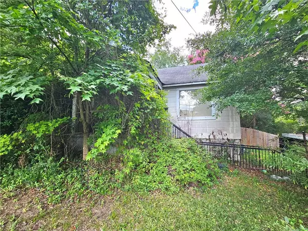 Decatur, GA 30032,3820 Covington HWY