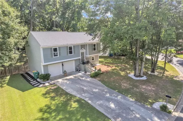 11235 Bramshill DR, Alpharetta, GA 30022