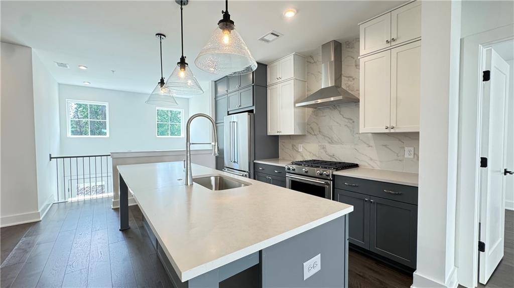 Decatur, GA 30030,201 New ST #1104