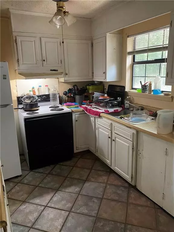 Warner Robins, GA 31088,217 Oxford LN