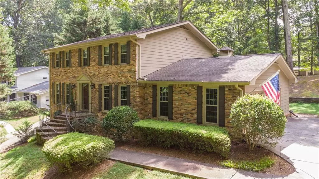 835 Lakeshore DR NW, Duluth, GA 30096