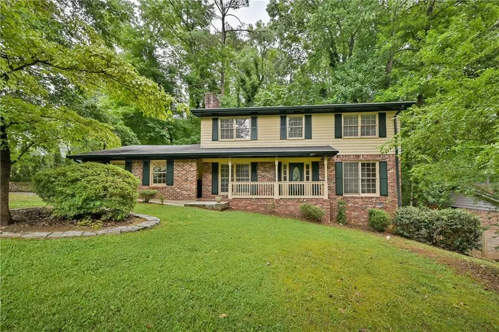 Dunwoody, GA 30338,4377 Vintage LN