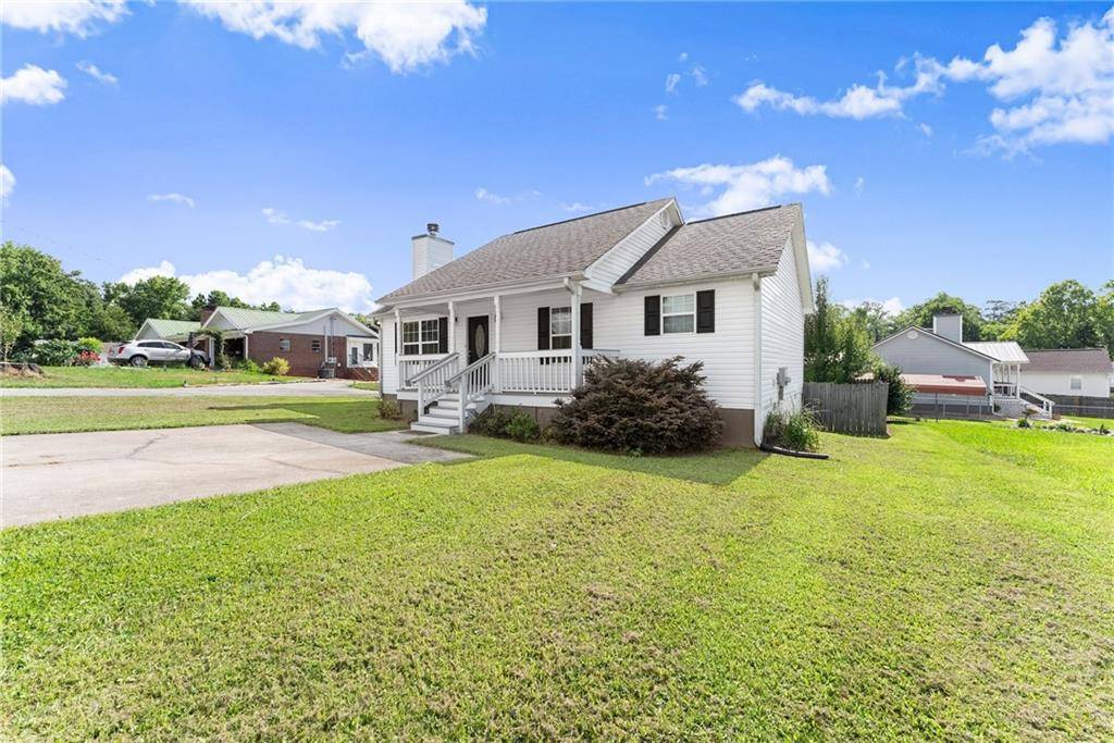 Dawsonville, GA 30534,291 Maple ST S