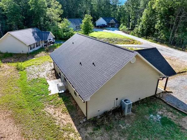 Dahlonega, GA 30533,55 Silver Fox CT