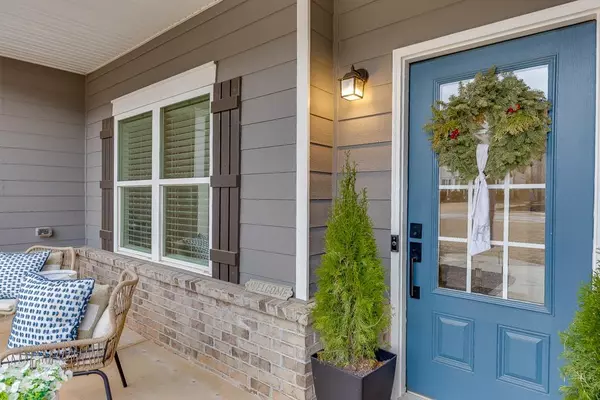 Flowery Branch, GA 30542,5888 Heritage RDG