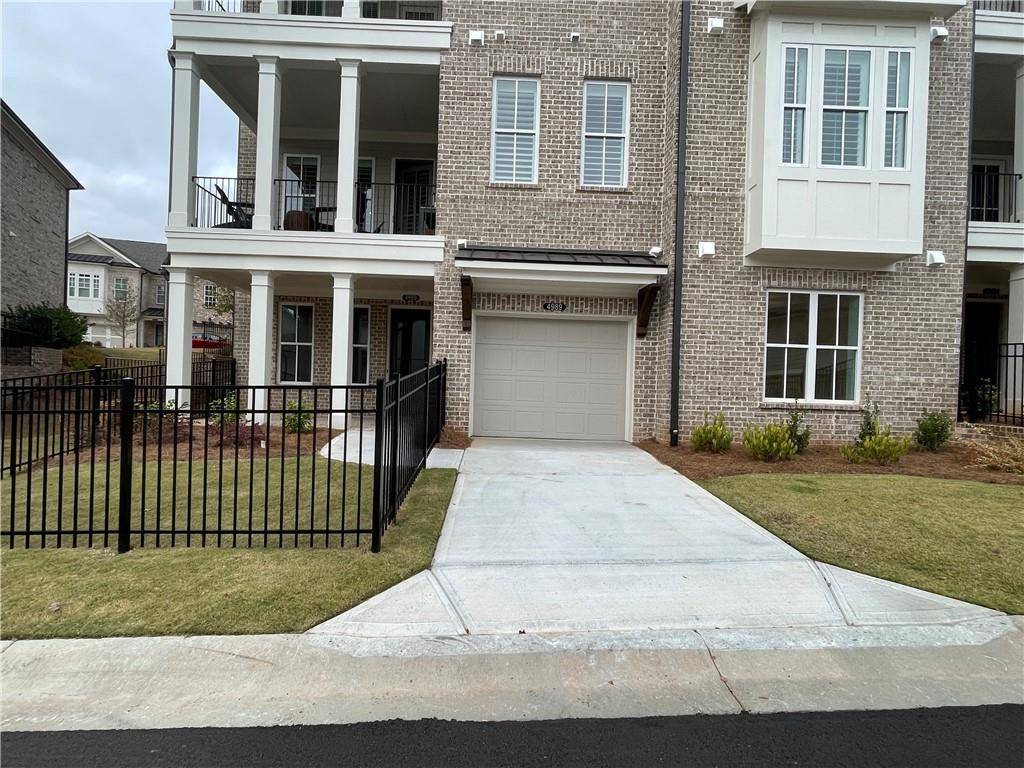 Peachtree Corners, GA 30092,5134 Bandolino LN #320