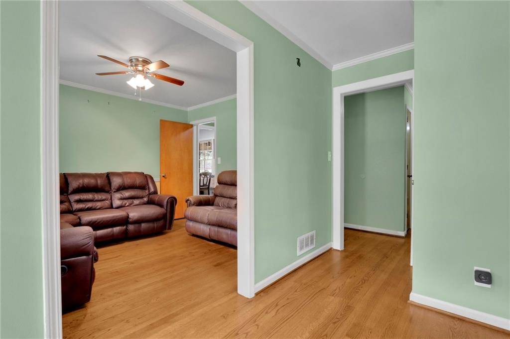 Lilburn, GA 30047,4985 SW Fox Forest Dr SW SW