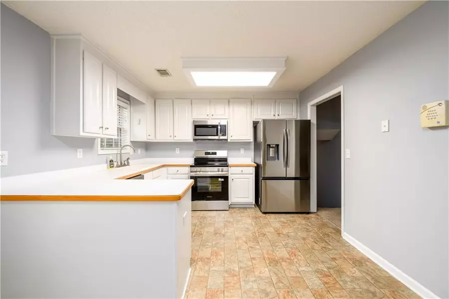 1250 Maxey CT, Winder, GA 30680