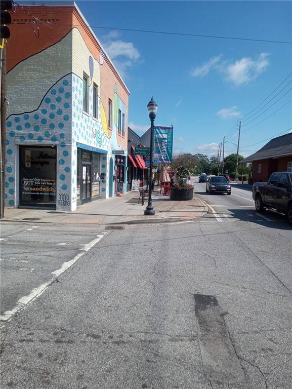 Atlanta, GA 30337,3727 Main ST