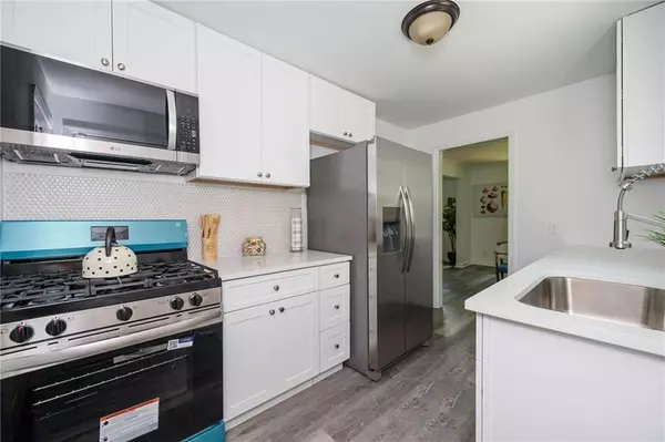 Atlanta, GA 30310,2026 Lisbon DR SW