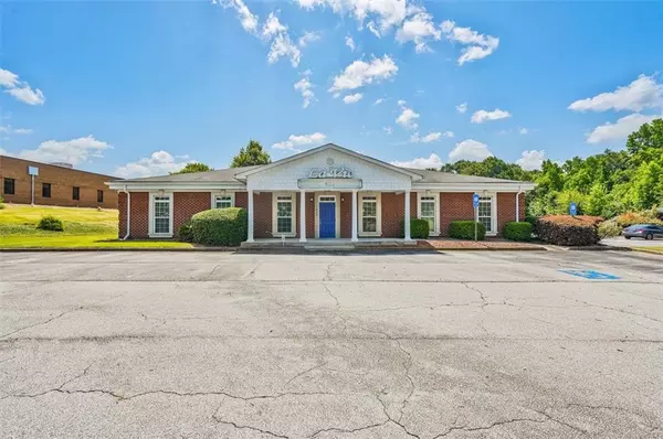 1222 SW ROYAL DR SW, Conyers, GA 30094