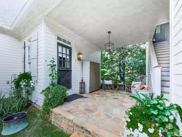 Woodstock, GA 30189,211 Morning Mist WAY