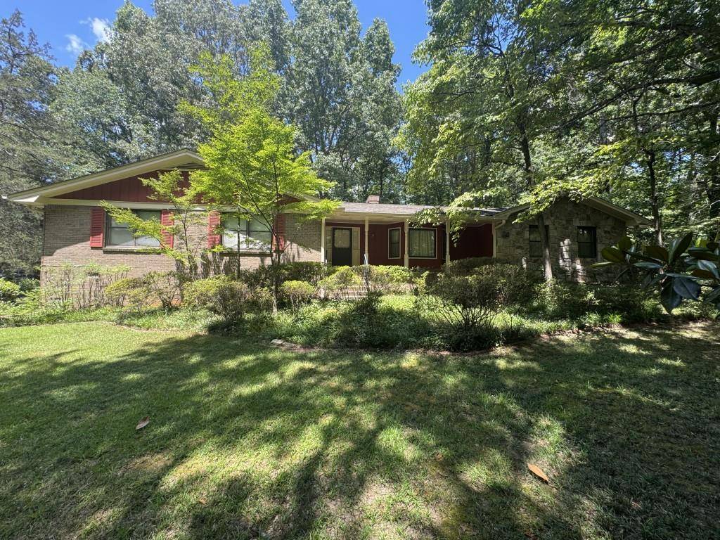 225 Forest Lake RD, Lawrenceville, GA 30046