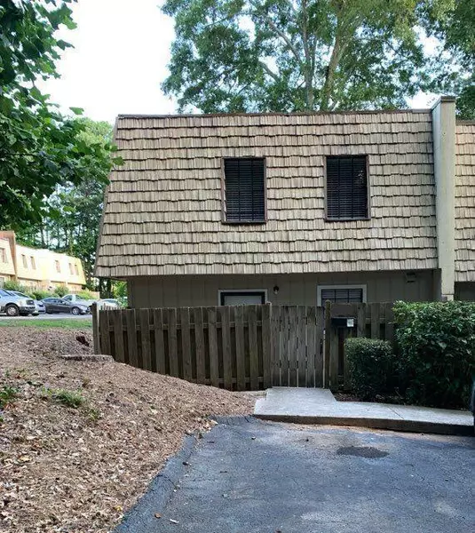 1337 Woodstone TRCE, Morrow, GA 30260