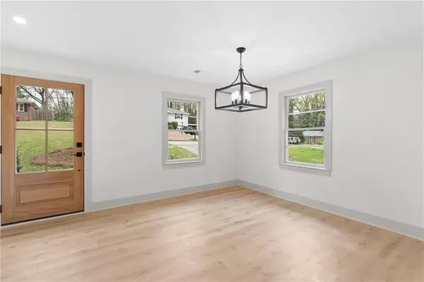 Smyrna, GA 30082,3216 Woodview DR SE
