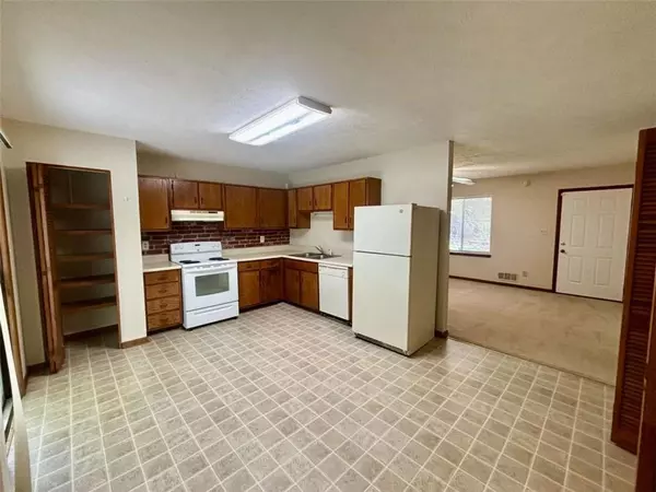 Lilburn, GA 30047,358 NW Bradley Woods CT NW #B