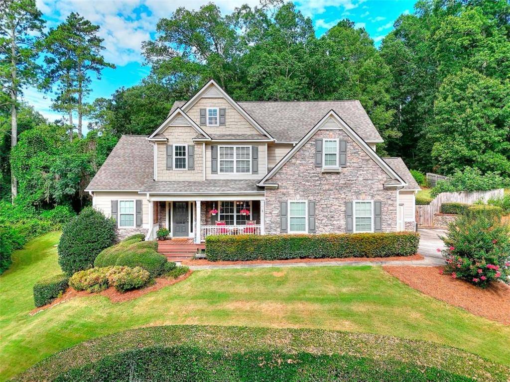 2524 Lois CT, Loganville, GA 30052