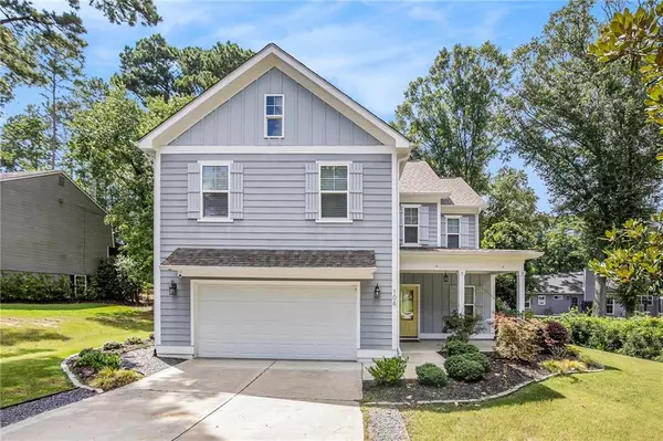 106 Butternut LN, Peachtree City, GA 30269