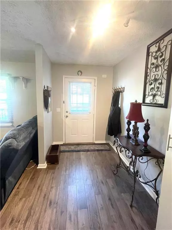 Lawrenceville, GA 30043,886 Ridgedale DR