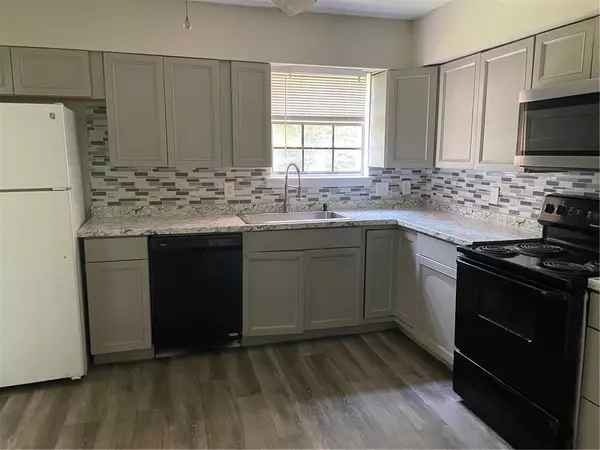 Union City, GA 30291,6354 Shannon Pkwy #12F
