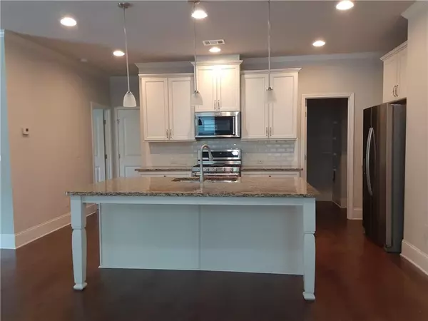 Flowery Branch, GA 30542,6512 Crosscreek Ln