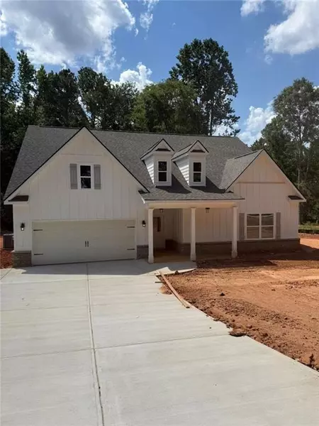411 Elwyn Barrett RD, Jefferson, GA 30549