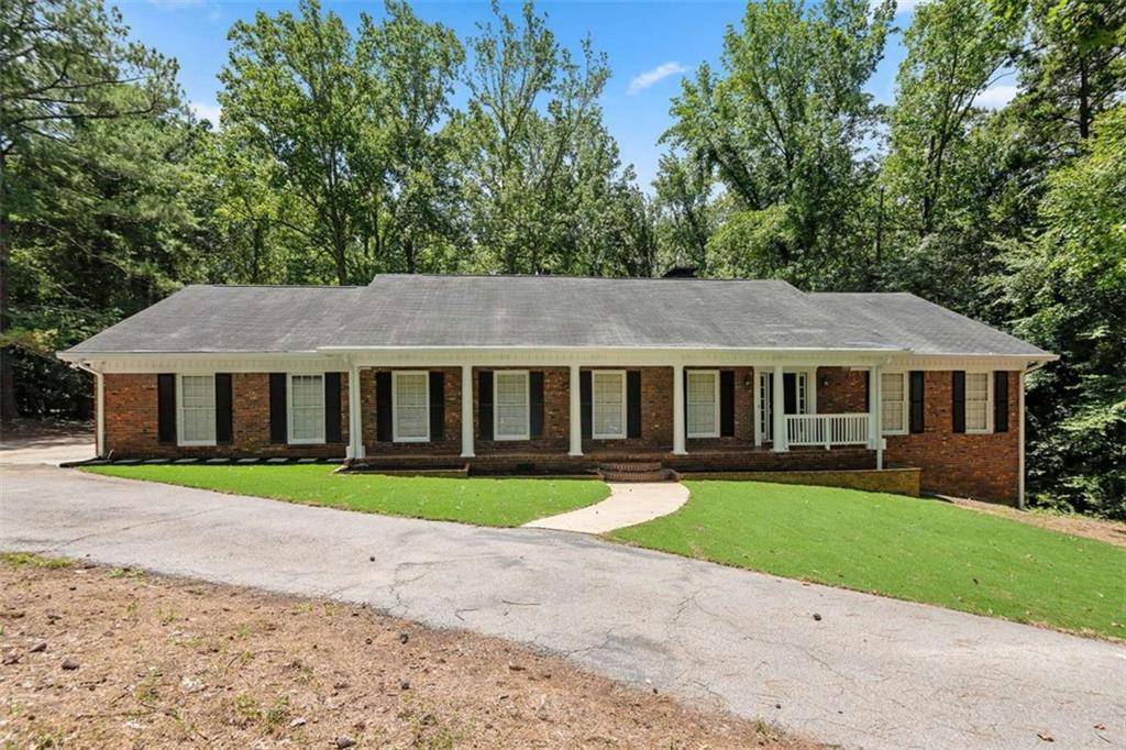 140 Old Fairburn Close SW, South Fulton, GA 30331