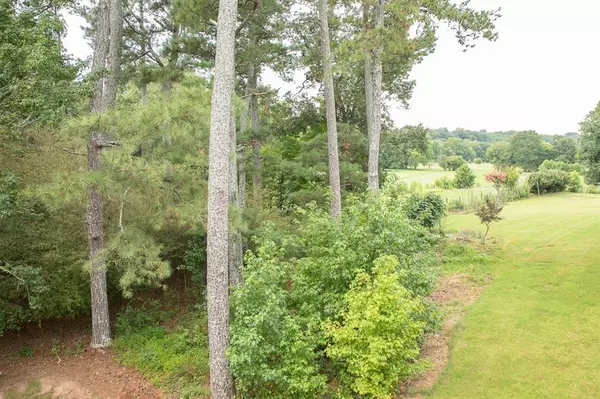 Suwanee, GA 30024,5885 Thoroughbred WAY