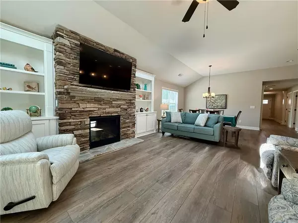 Hiram, GA 30141,363 Homestead XING