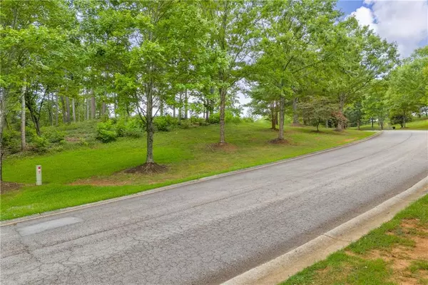 Toccoa, GA 30577,0 Currahee Club DR